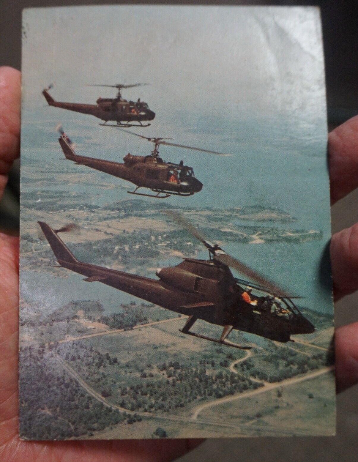 Bell Helicopter photo postcard  of UH-1D, UH-1B & AH-1G (@E2)