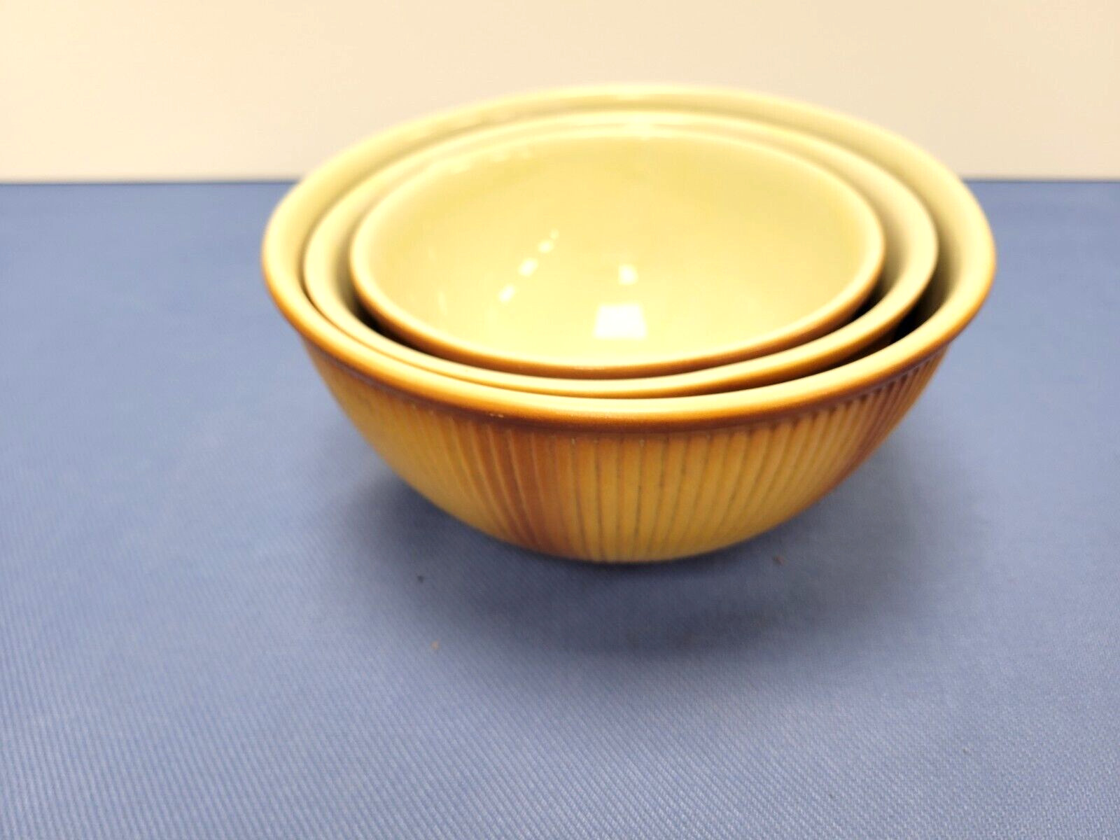 Unusual Vintage Hall Nesting Mixing Bowls 1930s Russetware Ribbed 3 piece Set