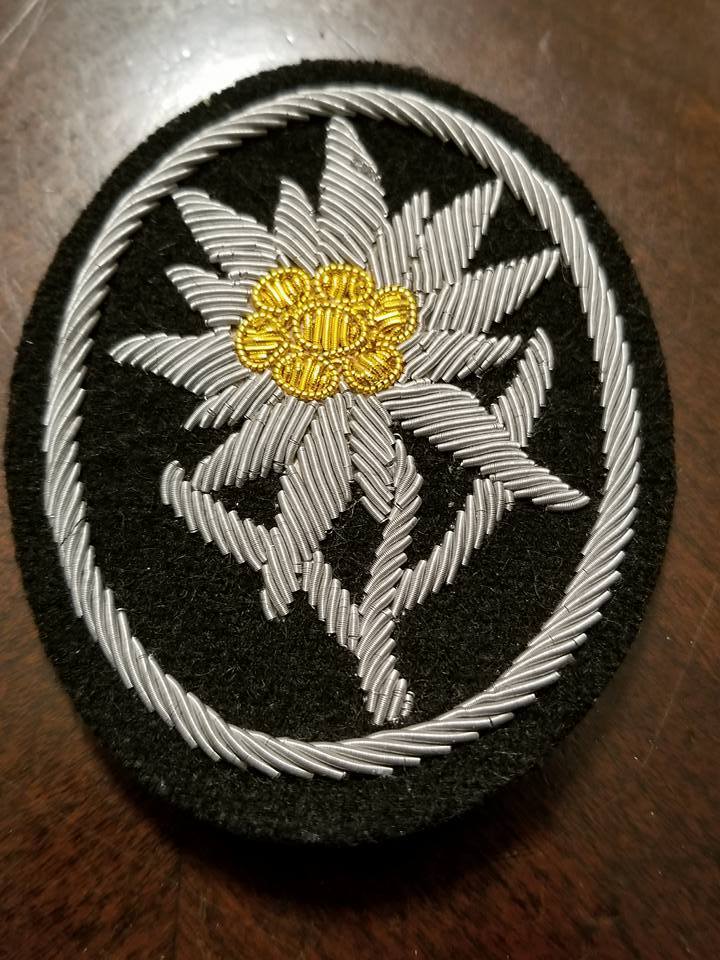 WWI WW2 German Elite hand embroidered sewn Edelweiss patch