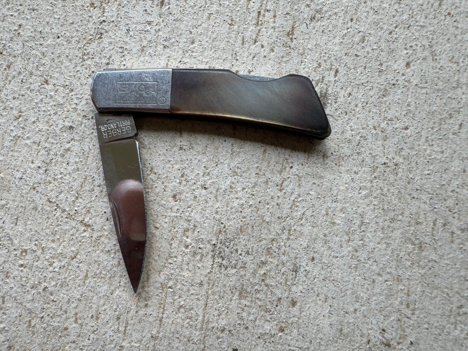 Vintage Exxon Gerber Silver Knight Sakai Japan Pocket Knife