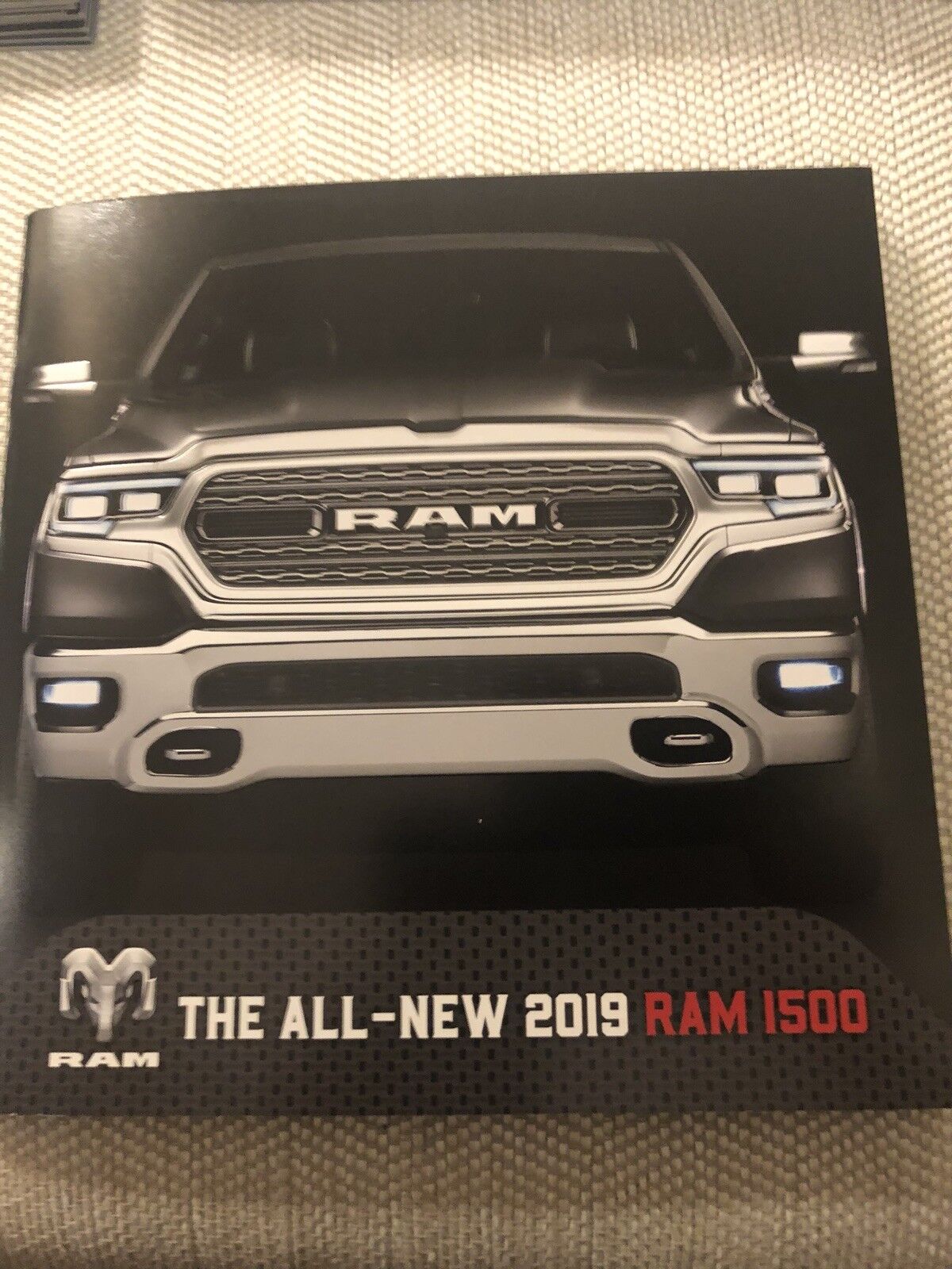 2019 DODGE RAM 1500 32-page Original Dealer Brochure