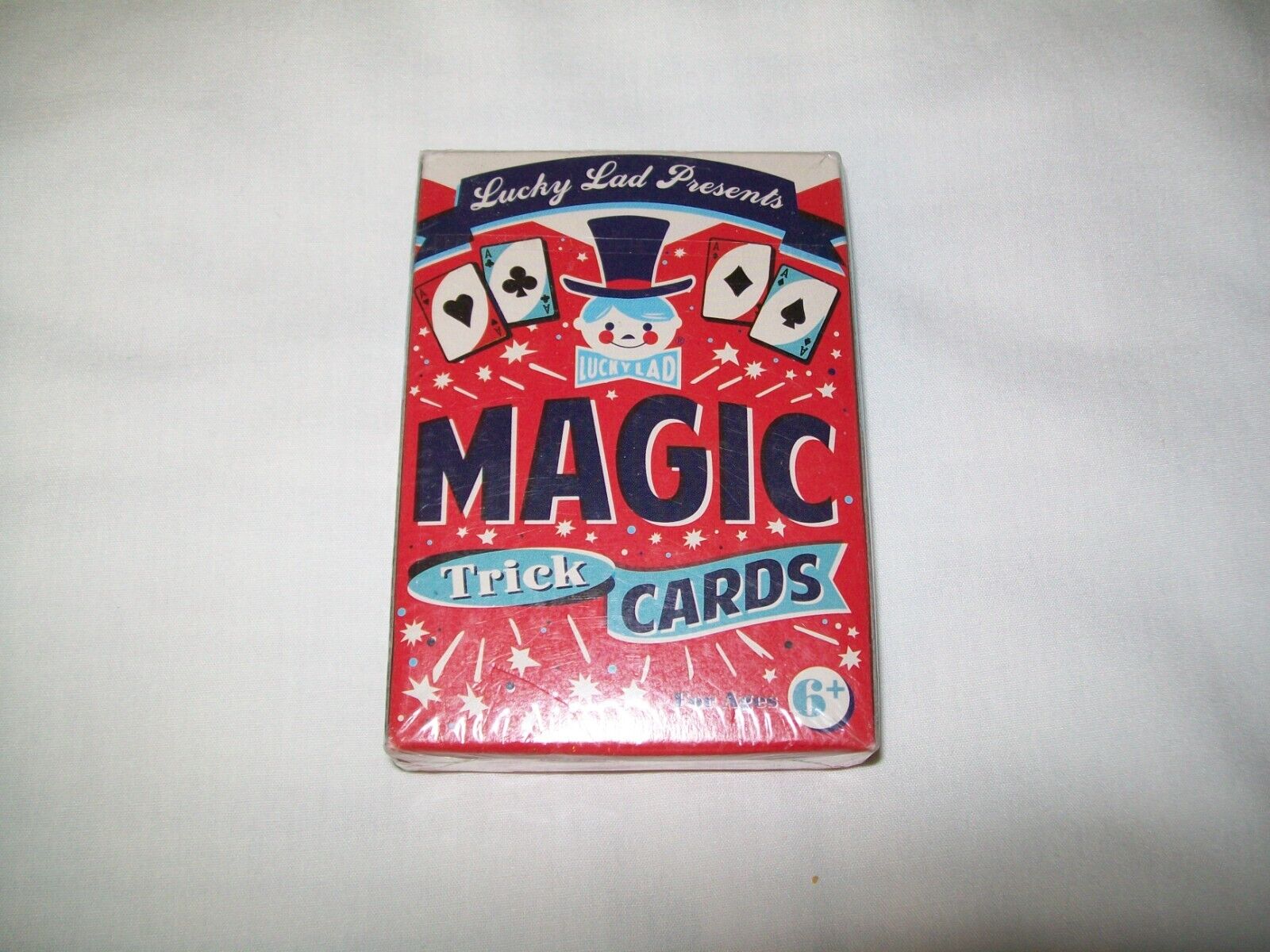 2015 Bell & Curfew LTD. Lucky Lad Magic Trick Cards Deck New in Package