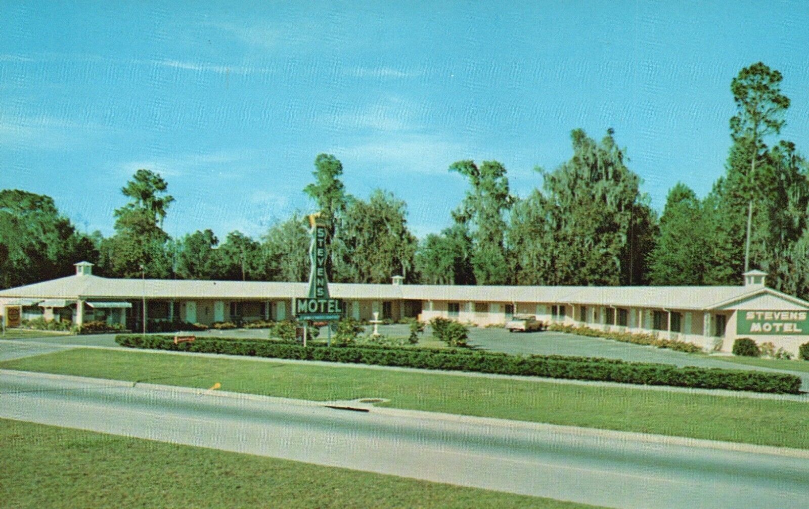 Postcard FL Ocala Florida Stevens Motel South Dixie Hwy Chrome Vintage PC f3953