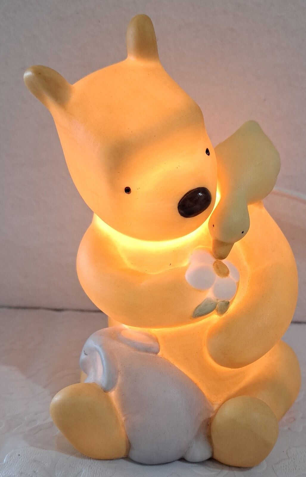 Disney Classic Winnie the Pooh Duck Rabbits Bunnies Night Light Lamp