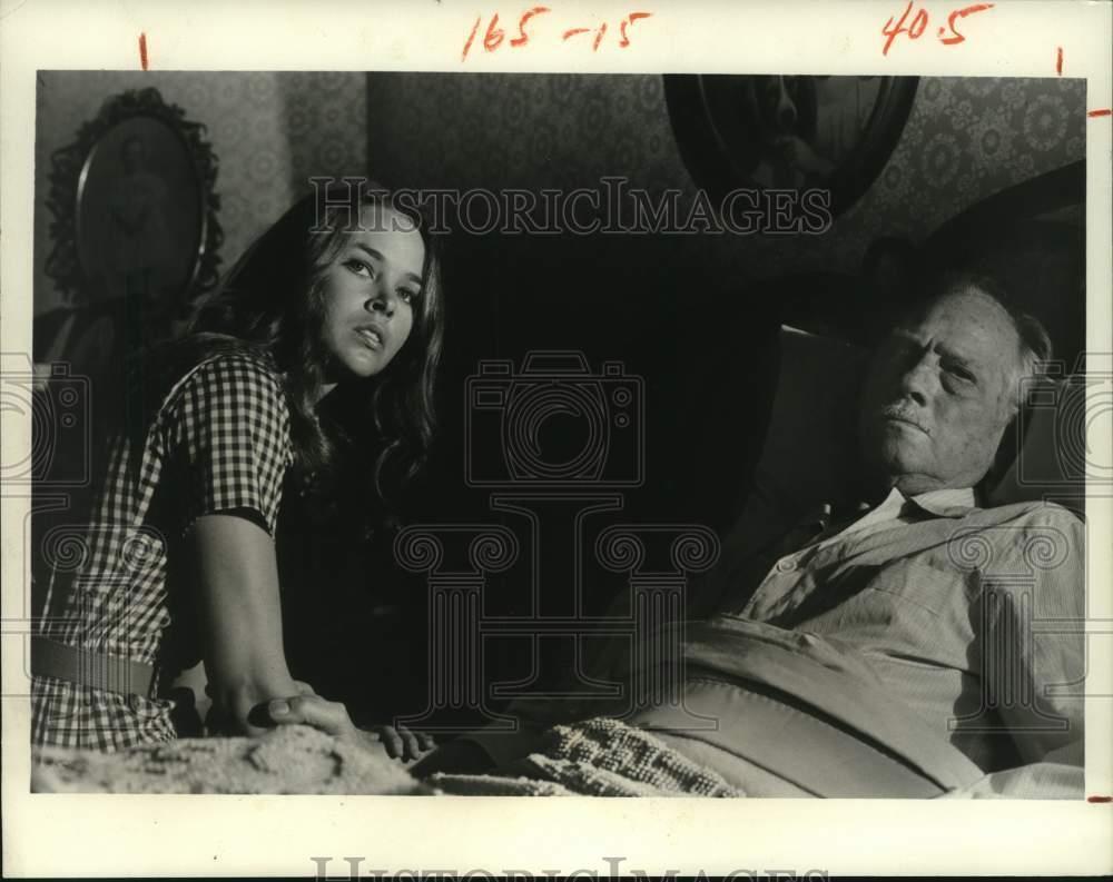 1973 Press Photo Melvyn Douglas and Michelle Phillips in \