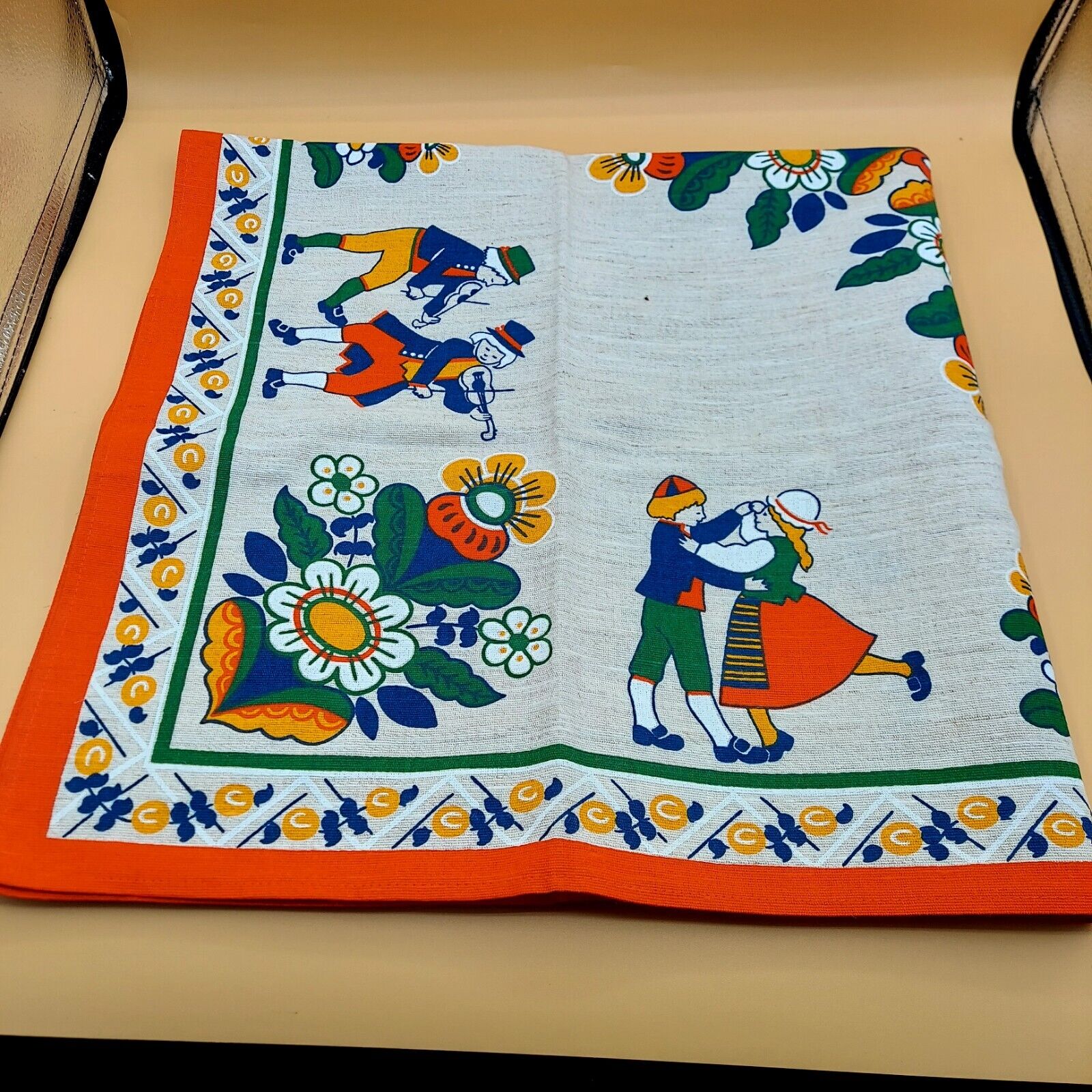 Folk Art Linen Cotton Tablecloth table topper 34\