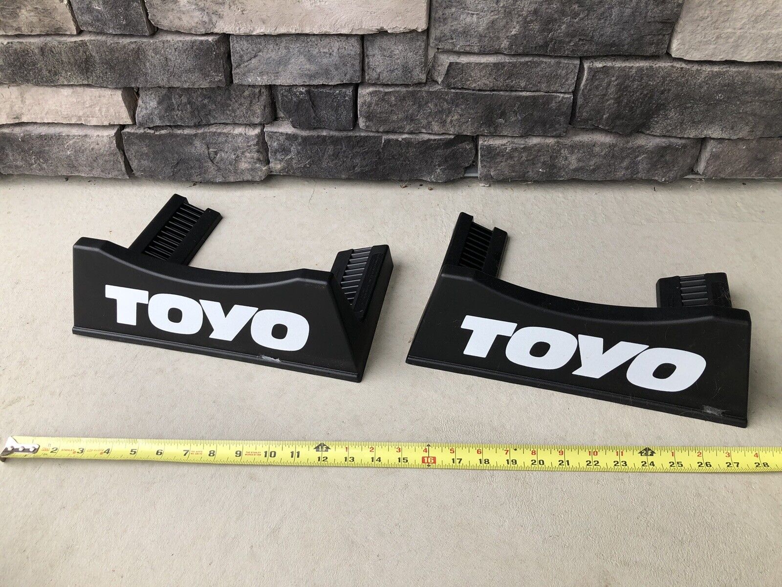 Toyo TIRES DISPLAY STAND Advertising Adjustable Plastic Tire Rack Vintage