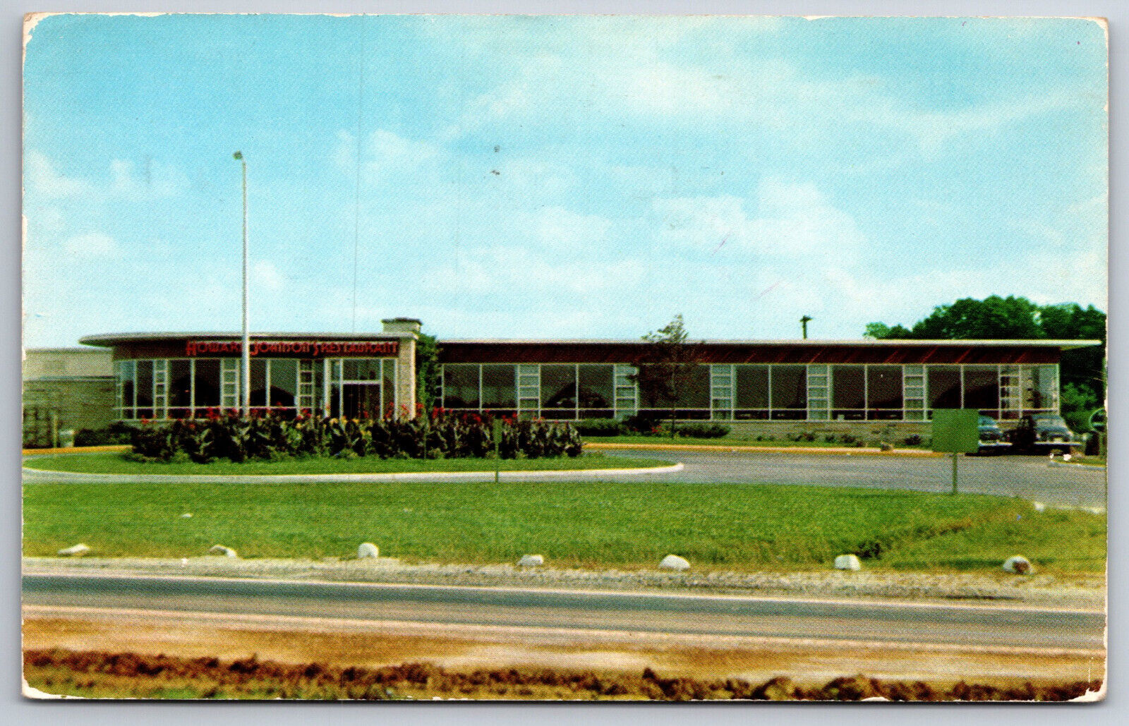 Hartford New Jersey~Howard Johnson\'s~Roadside~1957 Postcard