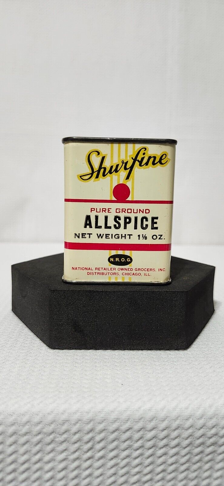 Vintage  Shurfine  1  1/8 oz. Pure Ground Allspice N.R.O.G Spice Tin Can.