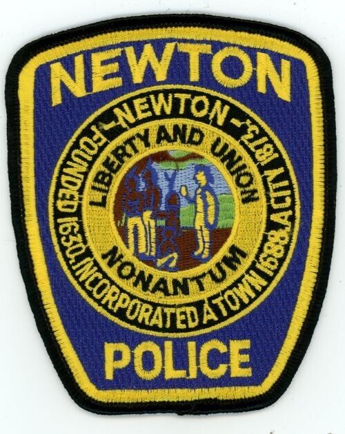 MASSACHUSETTS MA NEWTON POLICE NICE SHOULDER PATCH SHERIFF
