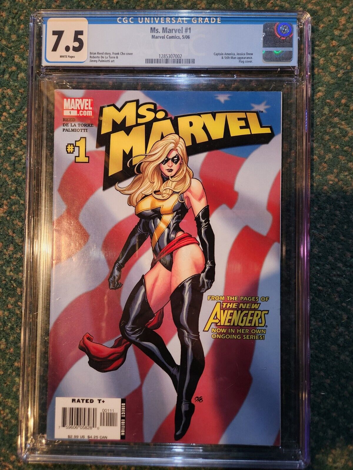 2006 Marvel Comics MS. MARVEL #1 CGC 7.5 Frank Cho Flag Cover