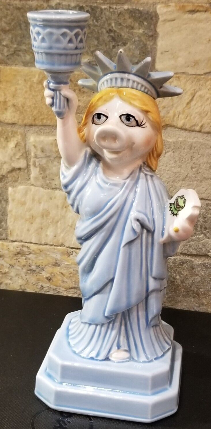 Miss Piggy, Jim Henson, Vintage 1980 Ceramic Statue of Liberty Candle Holder