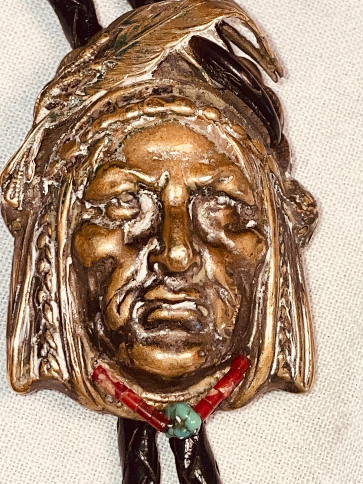 VTG ANTIQUE AMERICAN INDIAN CHIEF HEAD NAVAJO STERLING W TURQUOISE CORAL DETAIL