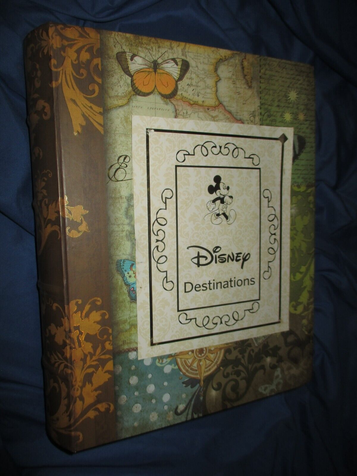 MICKEY MOUSE Original Disney Cast Member Prop ~ Disney Destinations Display Book