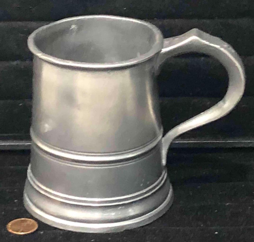 Antique English Pewter Pint Tankard or Mug, Worn Makers Mark. c. 1800