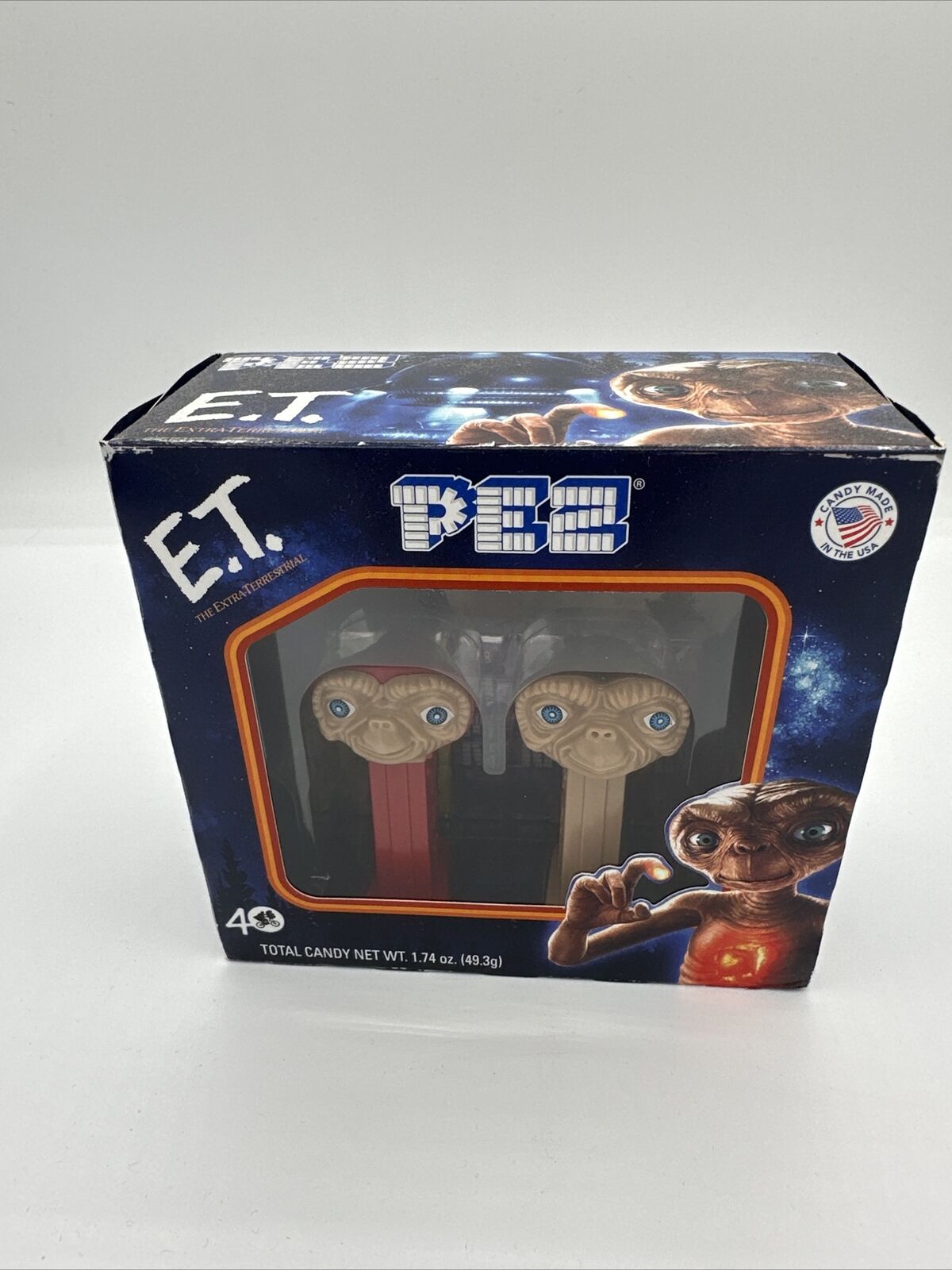 E.T. 40th Anniversary Gift Set PEZ Candy Dispenser *NEW* Extraterrestrial Alien