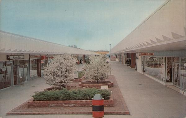 MIlford,CT Connecticut Post Center-The Mall New Haven,New Haven County Postcard
