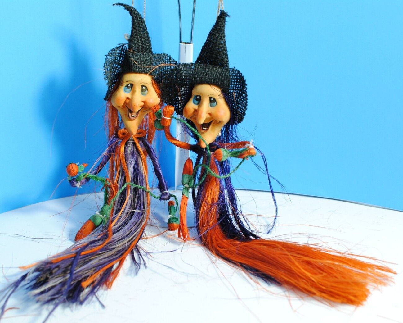 Smiling Hanging Witches Scary / Creepy Halloween Lot of Two 15\