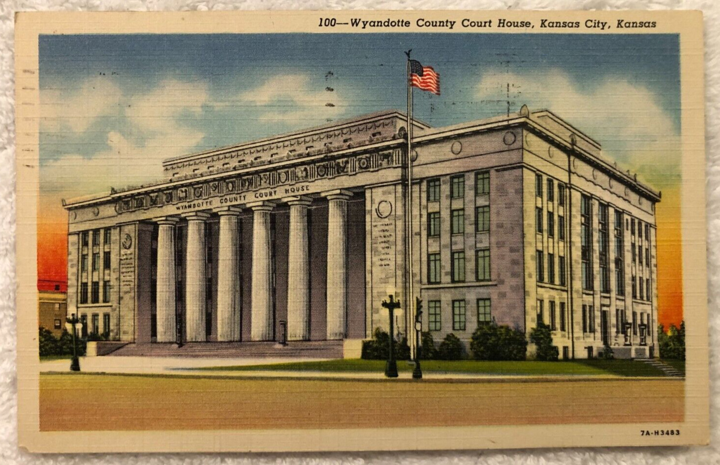 1948 Kansas City, KANSAS Post Card WYANDOTTE COUNTY COURT HOUSE Curteich Linen
