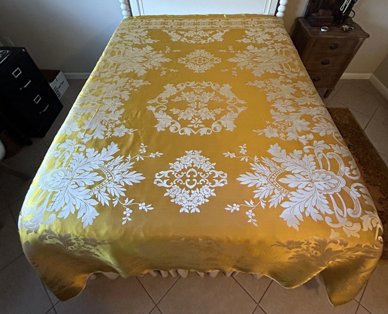 Vintage Italian Gold Damask Bedspread Coverlet 84x98 Shimmery & Gorgeous