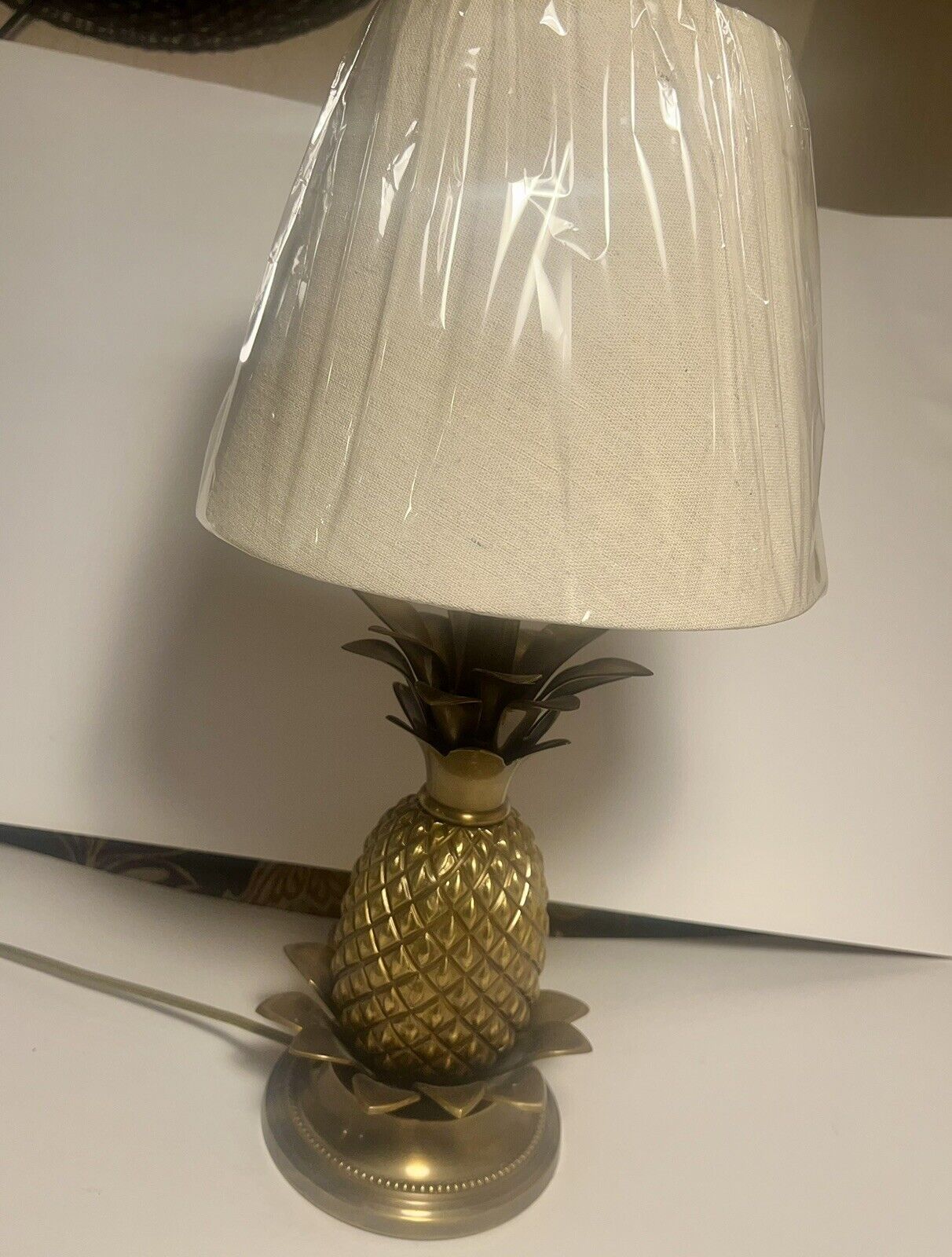Vintage Hollywood Regency Heavy Brass Pineapple Lamp With Shade