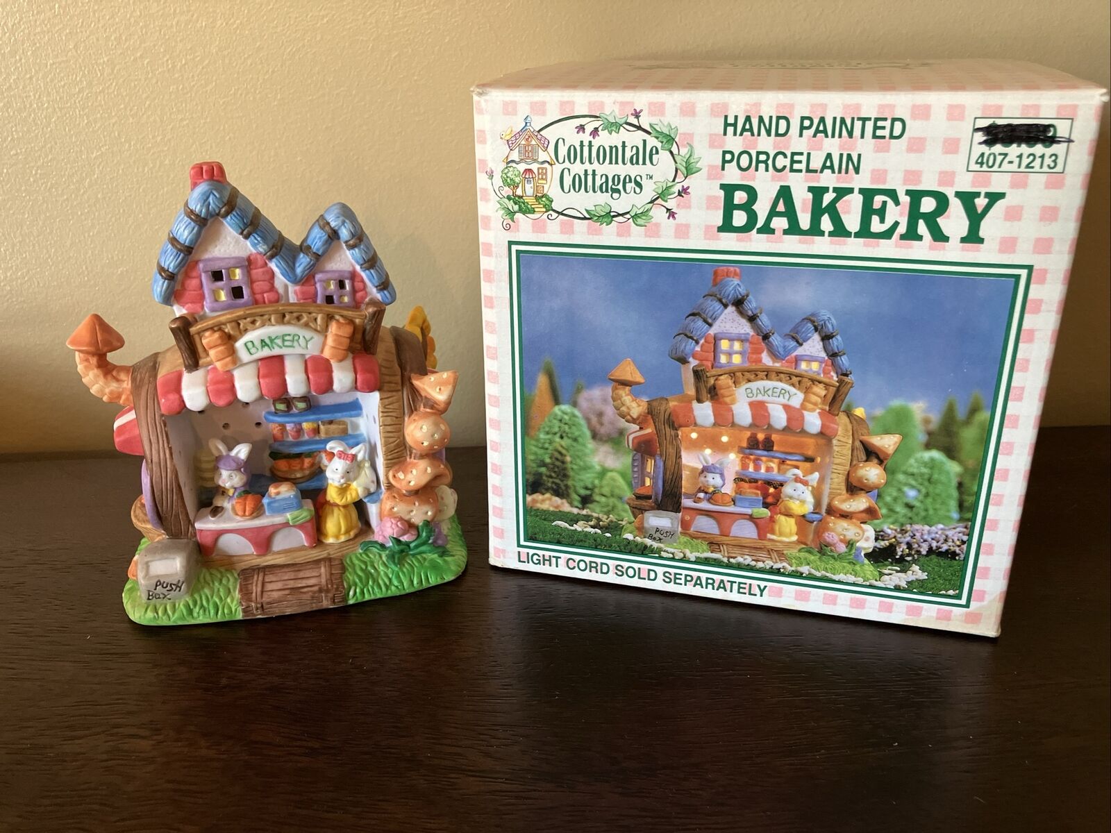 Cottontale Cottages Bakery Easter Village Collection Excellent Condition 