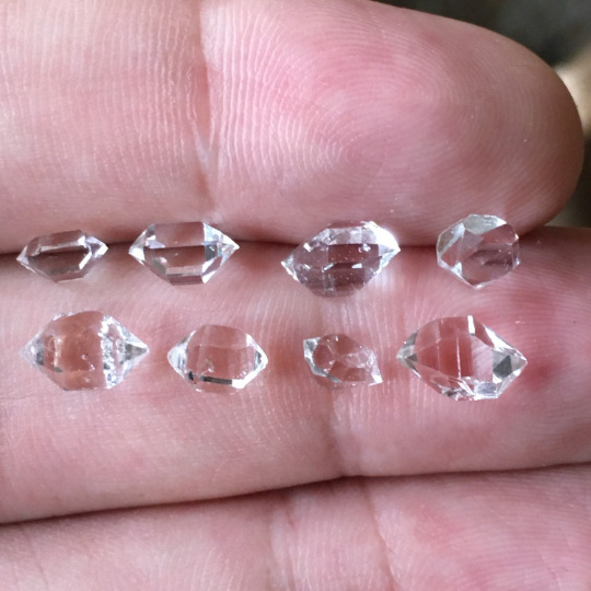 12pcs Lot of Herkimer diamond quartz crystals 5-7mm