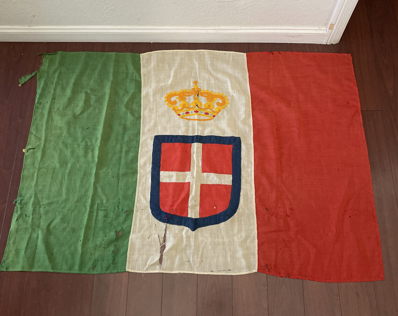 ITALIAN WW 2 REGIO ESERCITO ITALY ROYAL ARMY FLAG SAVOIA FAMILY KING SHIELD LARG