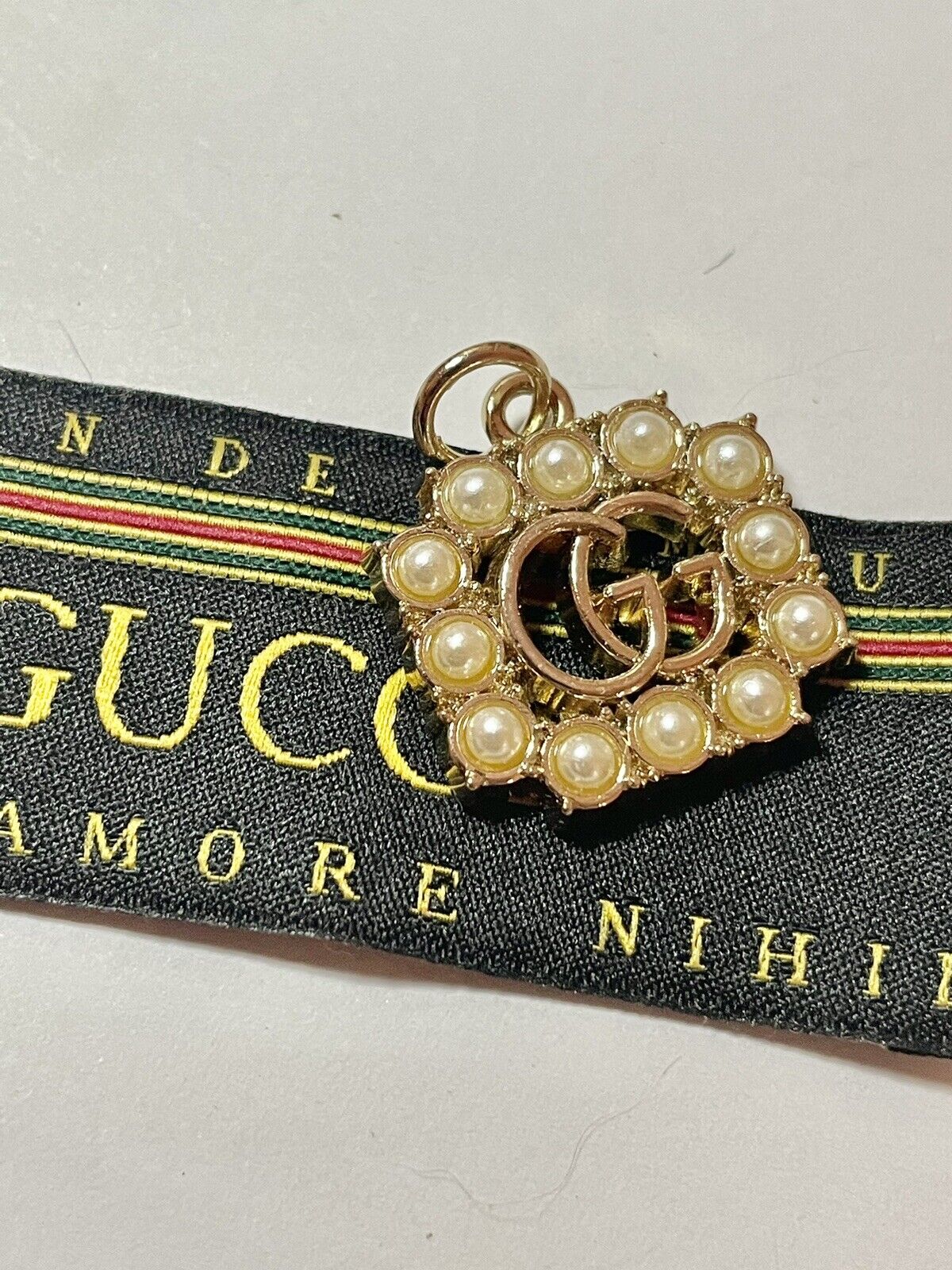 Gucci GG Pearl Zipper Pull  Gold 26mm 1pc