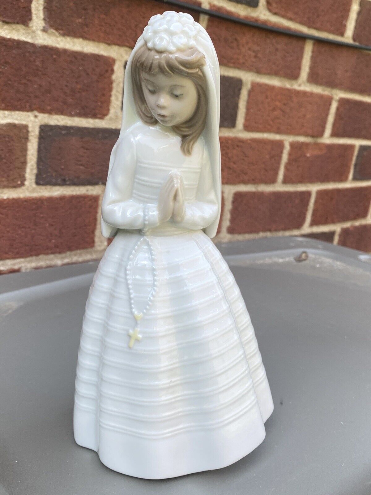 NAO by Lladro Girl Praying - Religious Figurine