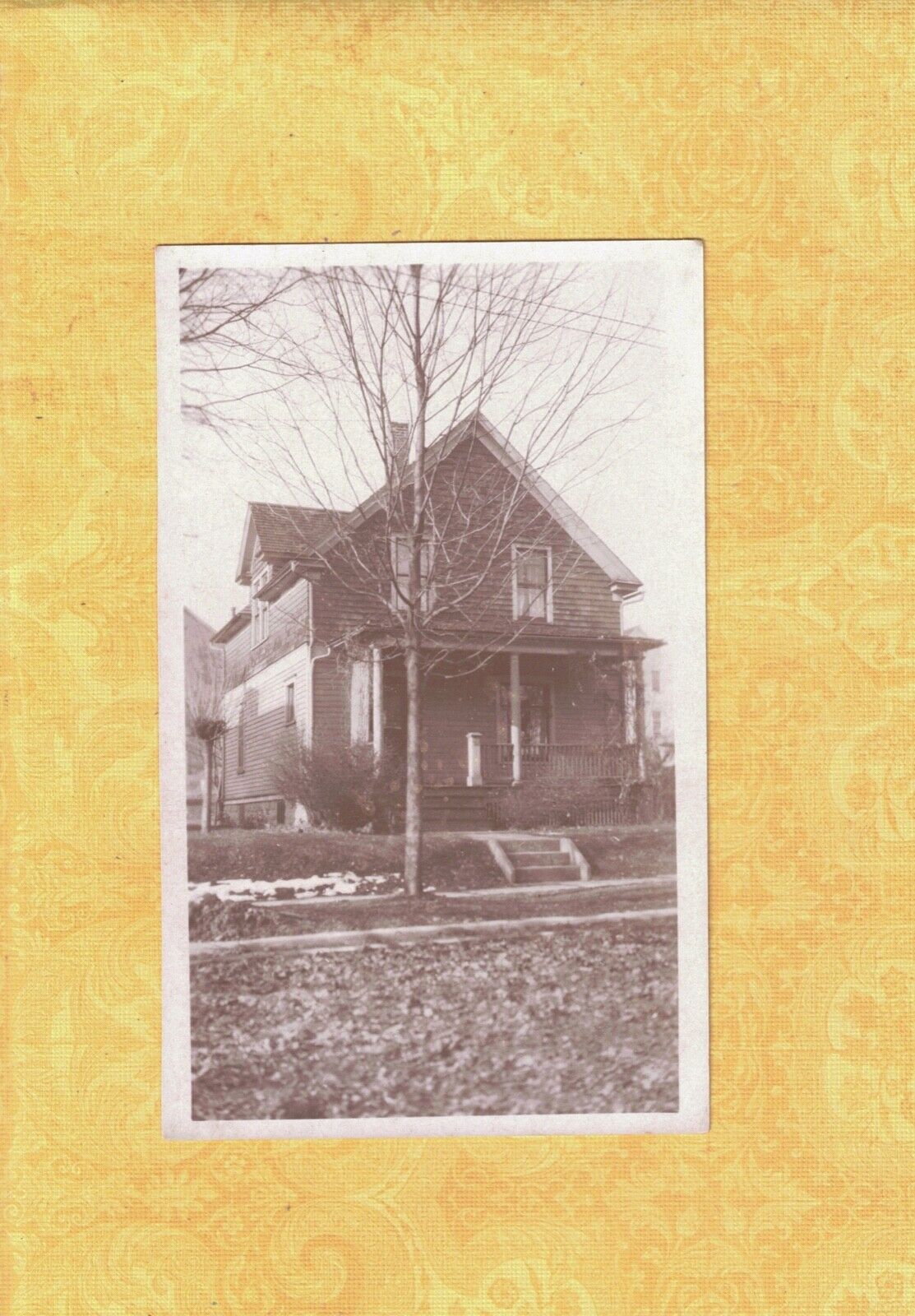 X RPPC real photo postcard 1901-39 HOUSE AT 11 GENESEE ST 