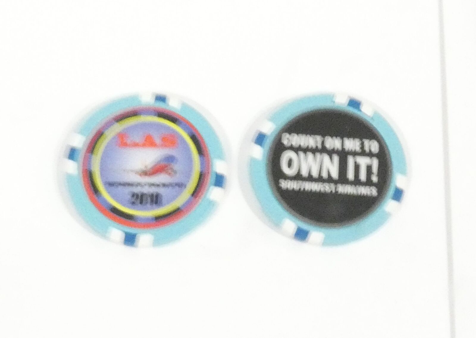 SOUTHWEST AIRLINES LAS VEGAS SPIRIT PARTY 2010 POKER CHIP COUNT ON ME LOT OF 2