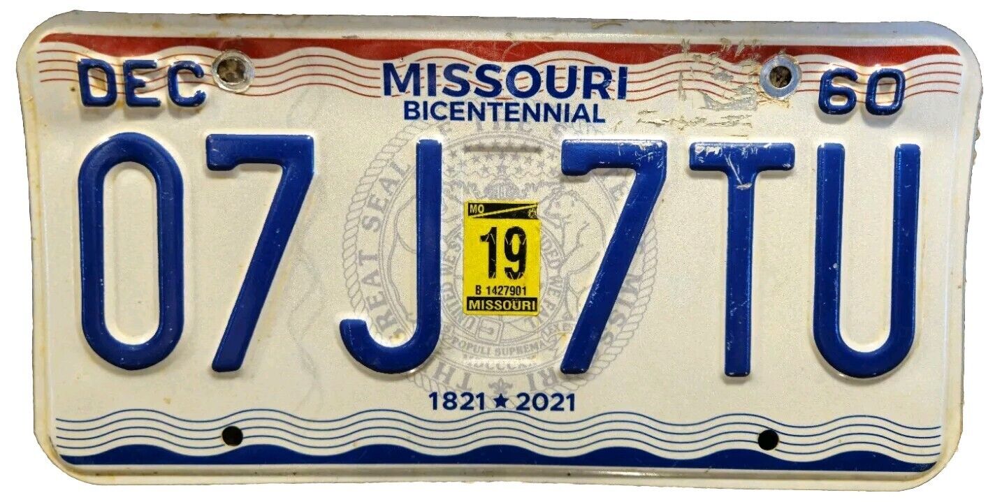 BLOWOUT SALE - Missouri 2019 Bicentennial License Plate #07J 7TU (Craft Grade)