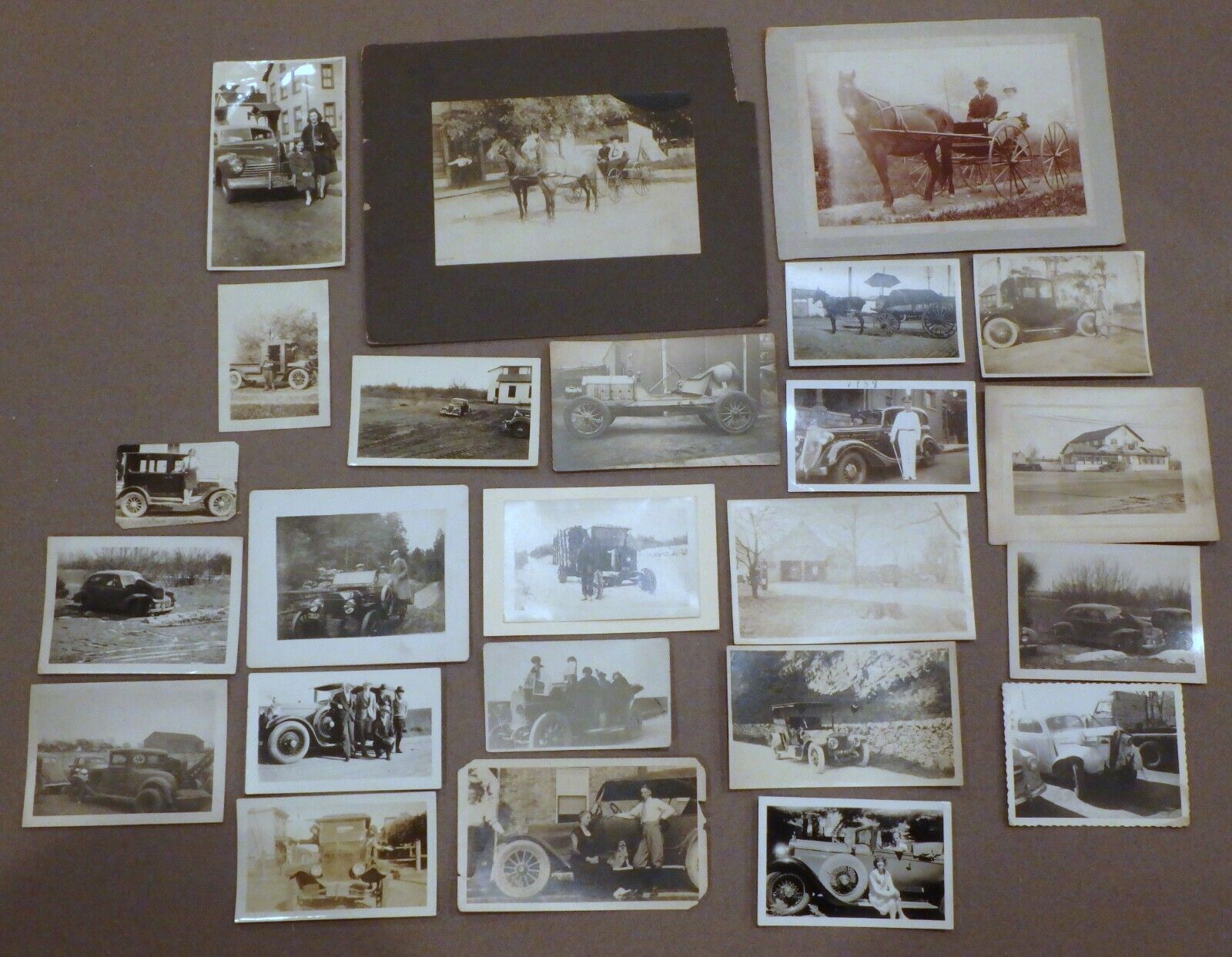 24 VINTAGE 1905-1940\'s ANTIQUE AUTOMOBILE , HORSE & CARRAGE PHOTOS SOME WRECKS
