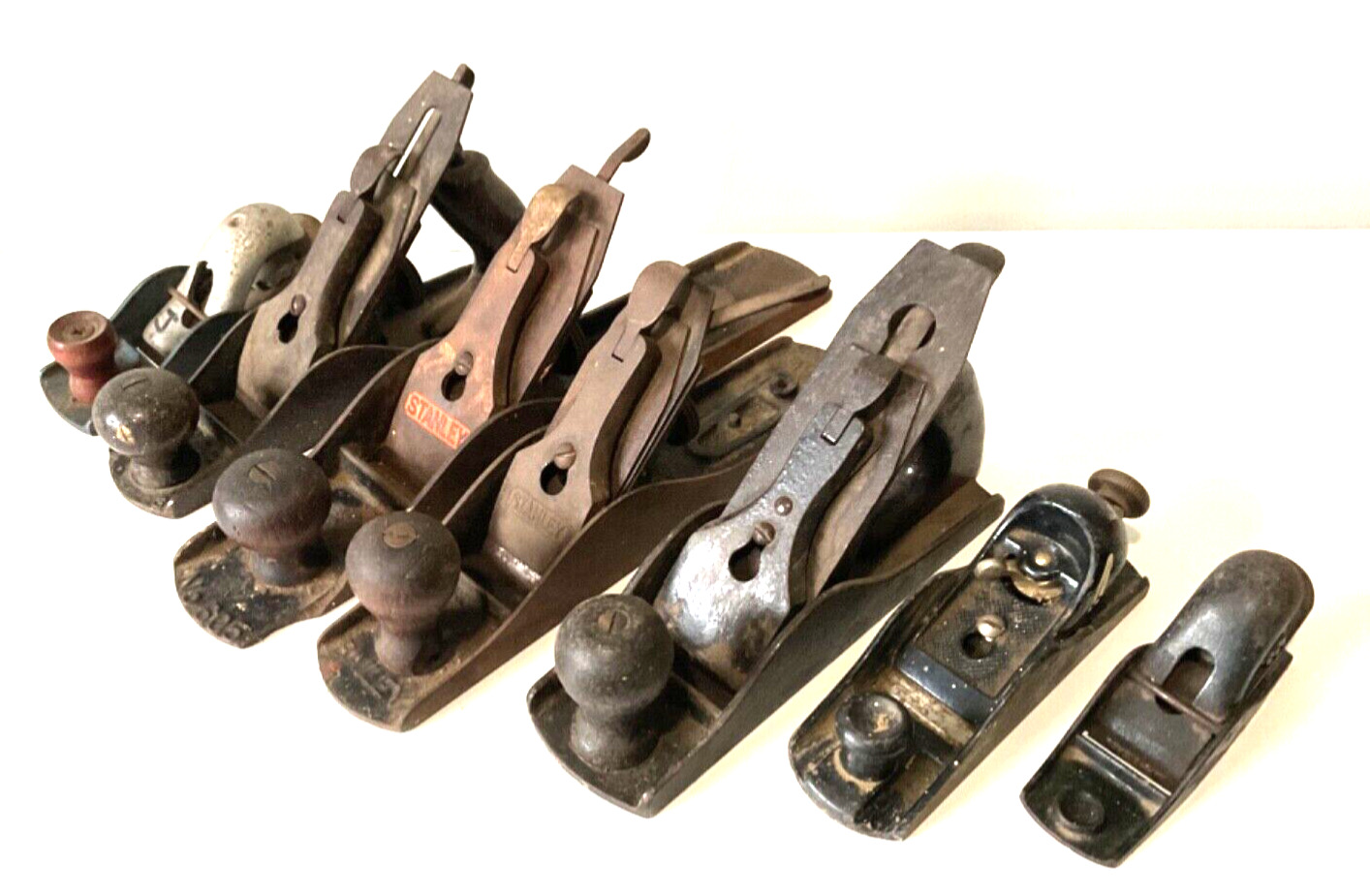 LOT OF 7 vintage wood plane STANLEY BAILEY OTHERS #3 #605 #5 1/4 MISSING PARTS