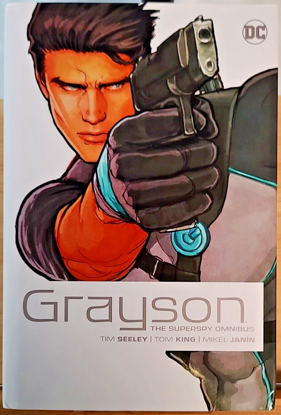 Grayson the Superspy Omnibus (DC Comics, October 2019)