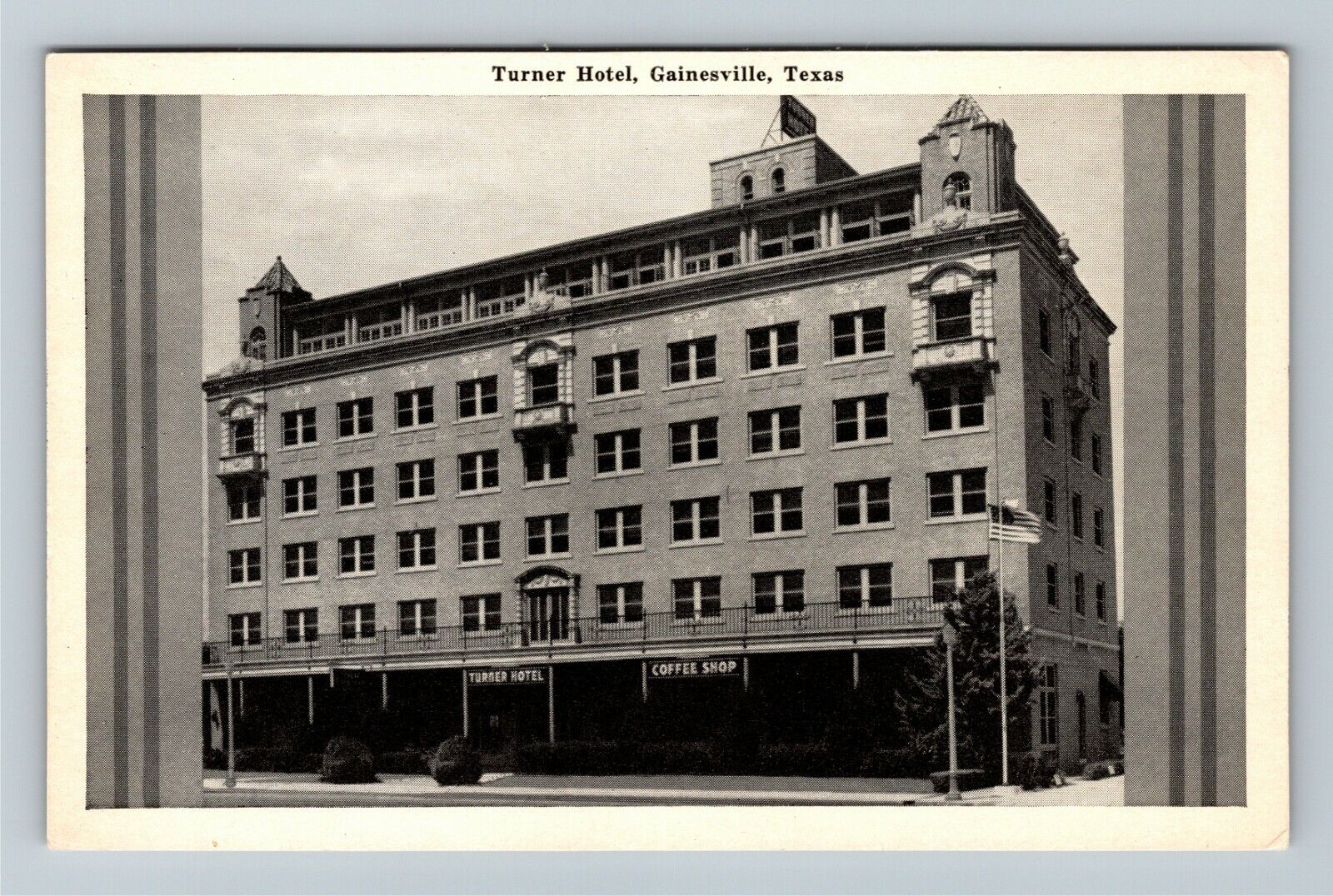 Gainesville TX, Turner Hotel & Coffee Shop, Texas c1940 Vintage Postcard