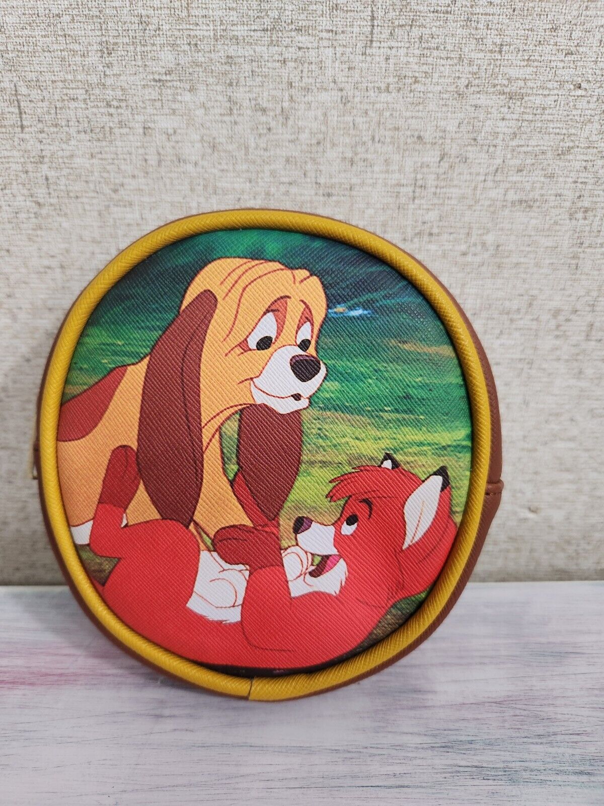Disney Fox And The Hound Cosmetic Bag Round 6\