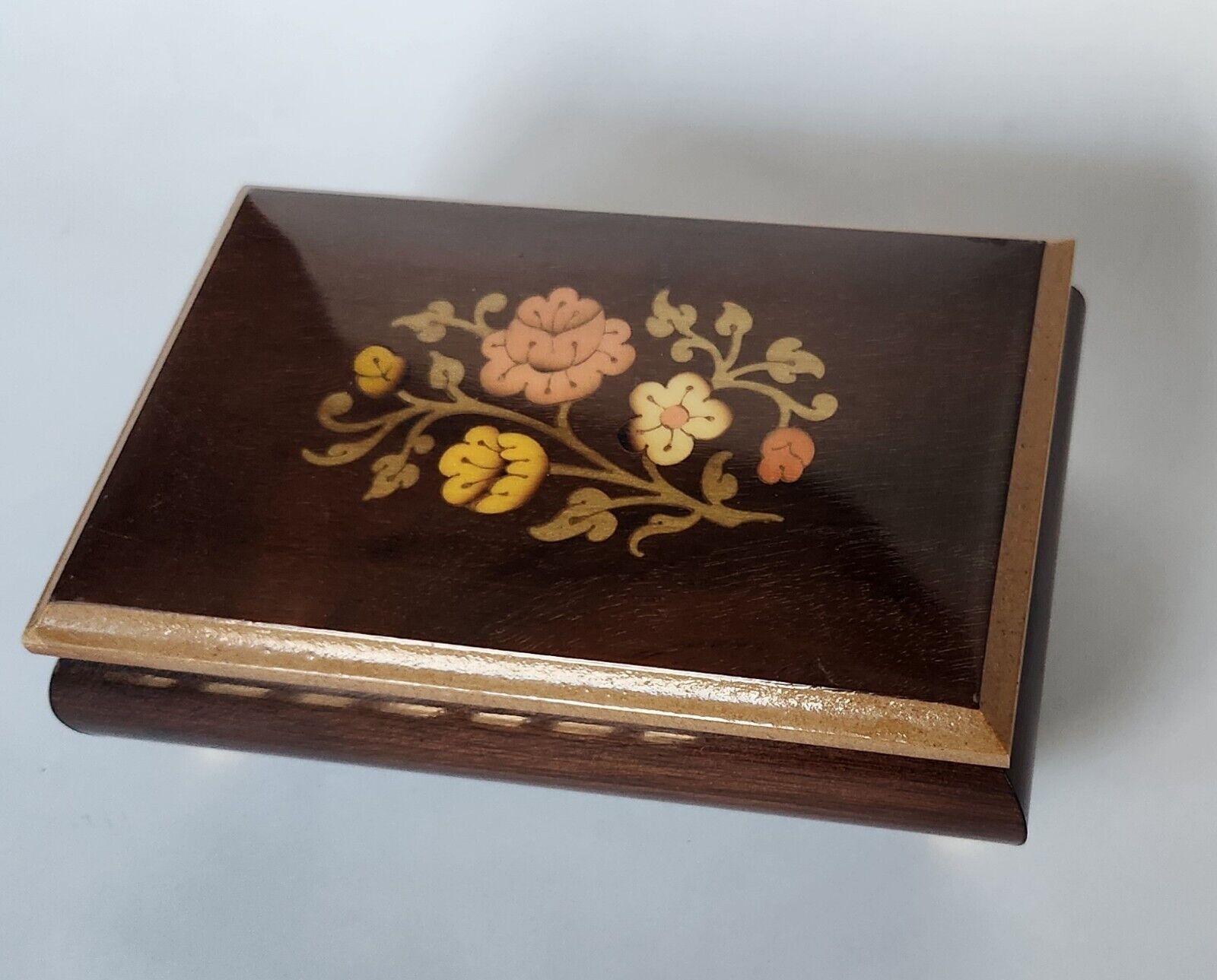 Vtg Intarsitalia Made In Italy Wood Floral Vine Inlay Jewelry Trinket Box w Feet