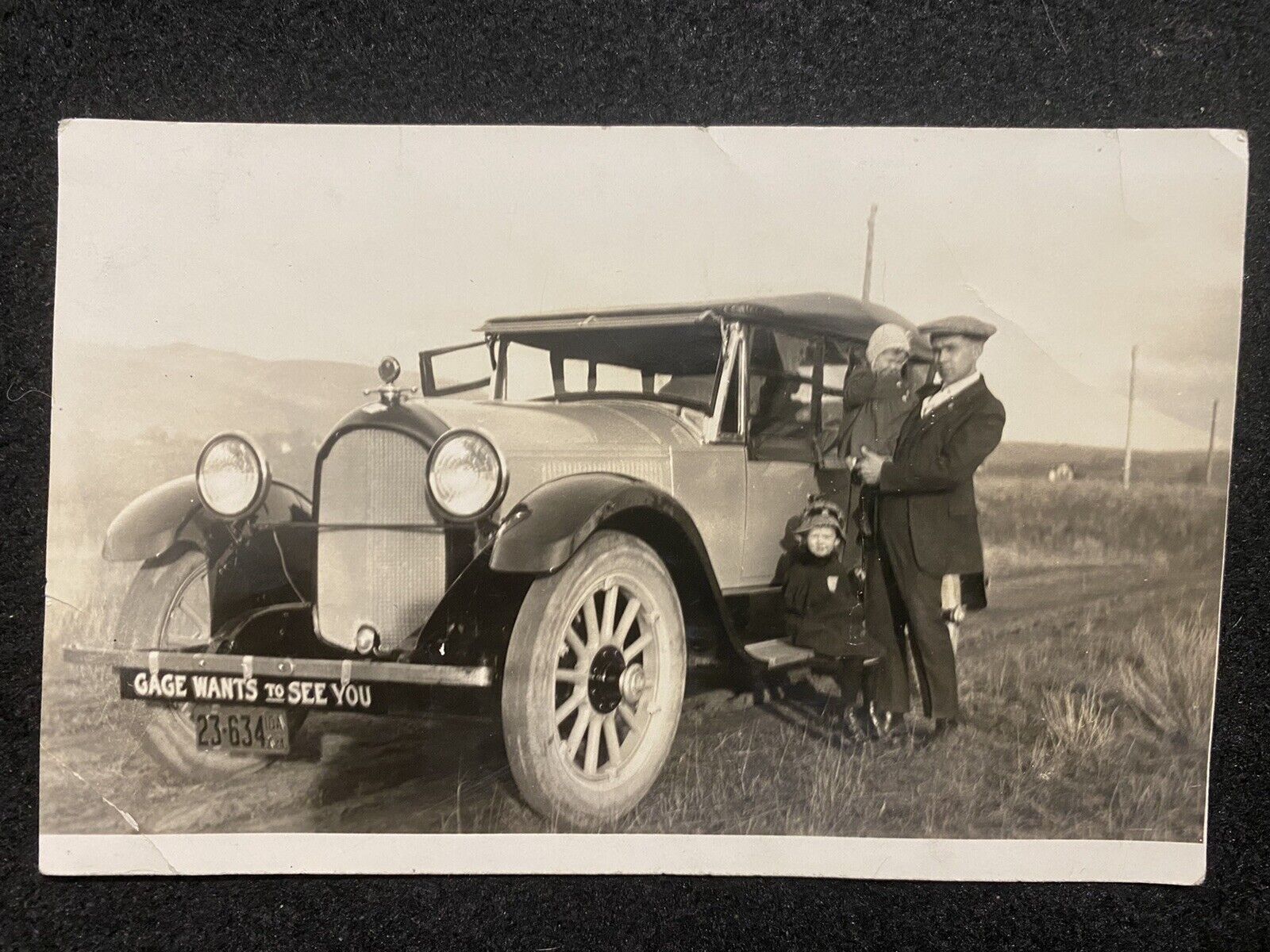 Idaho ID Automobile “Gage Wants To See You” 1923 Snapshot Photo