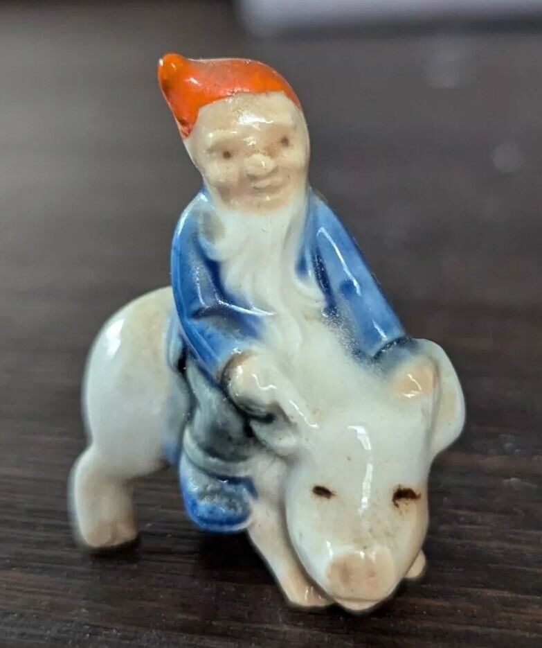 Wade Whimsies Ireland Miniature Figurine Gnome Riding Pig 1.5” Vtg Elf