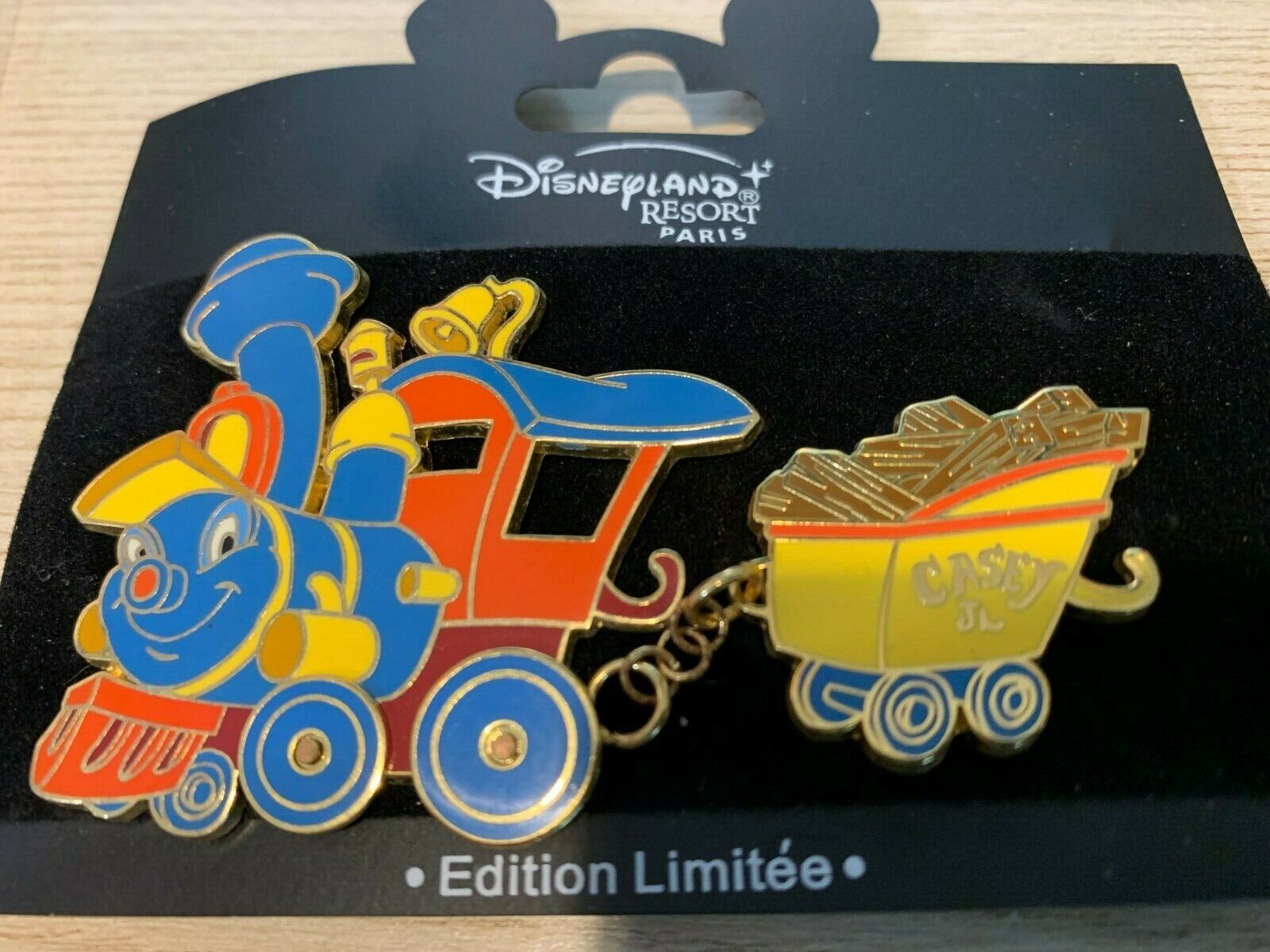 Disney 25439 DLP Paris Train Series CASEY JR. Dumbo Circus LE #249/1200 Pin 