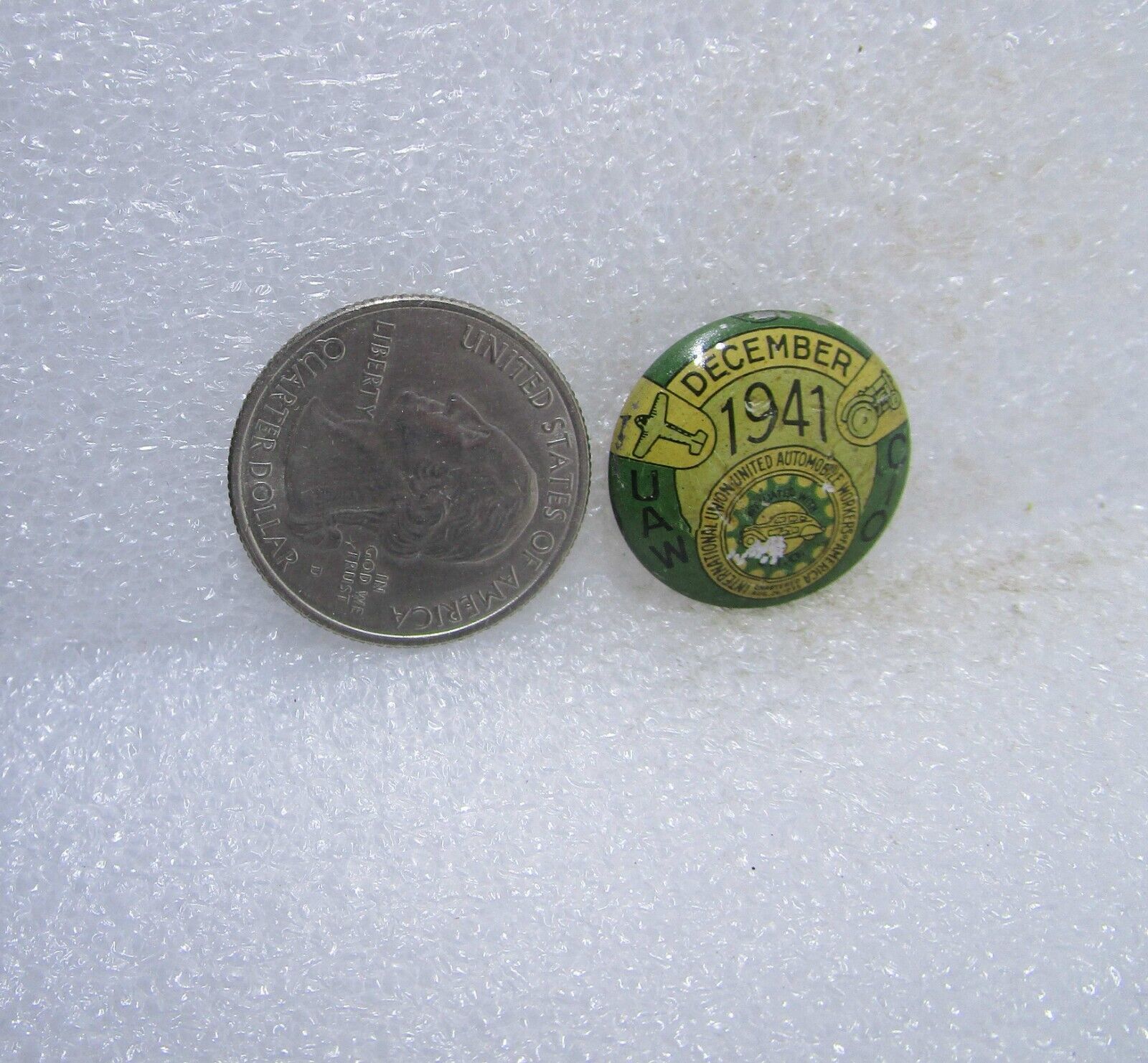 1941 December UAW Button Pin