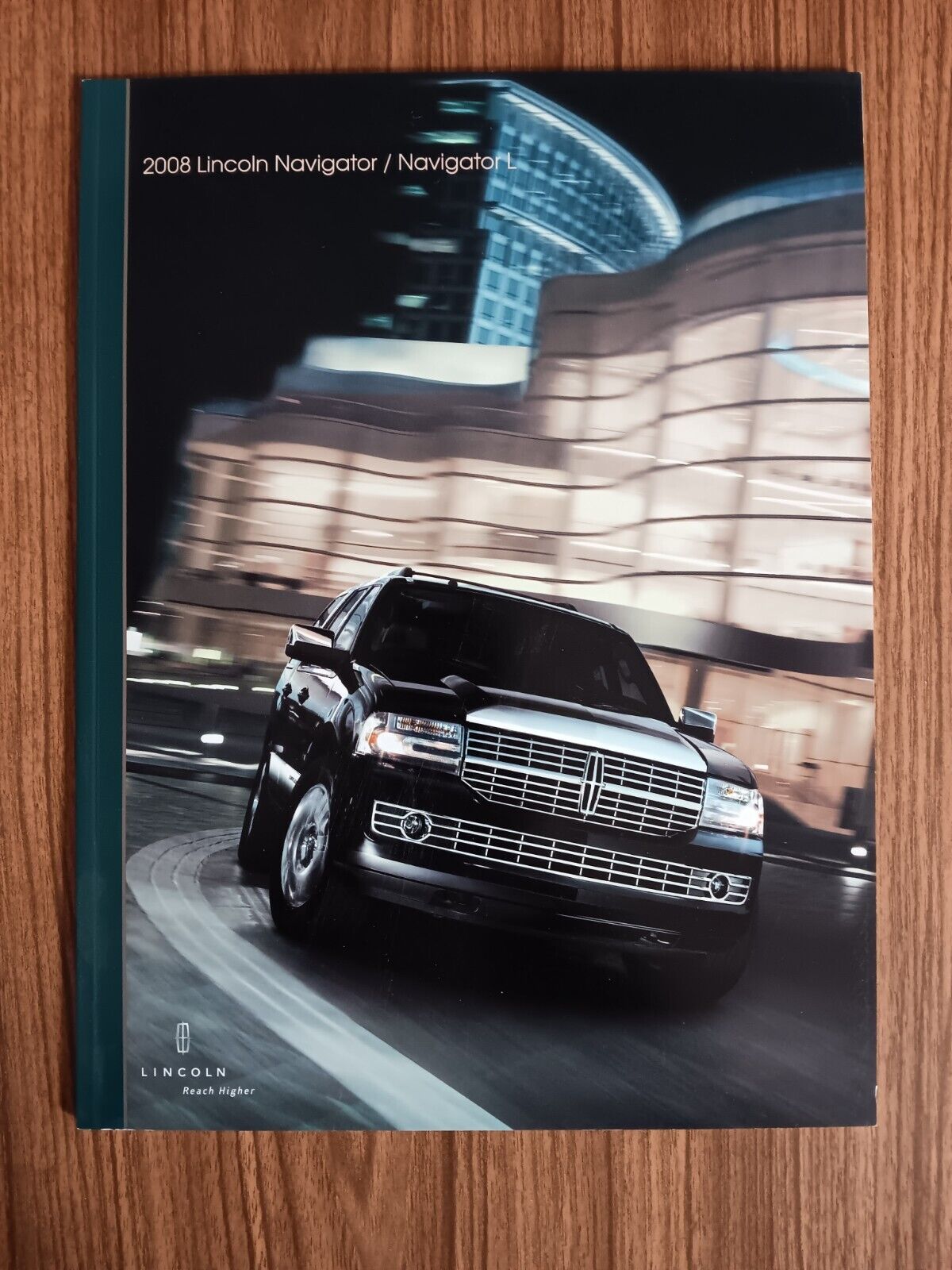 2008 Lincoln Navigator/Navigator L Dealership Advertising Brochure
