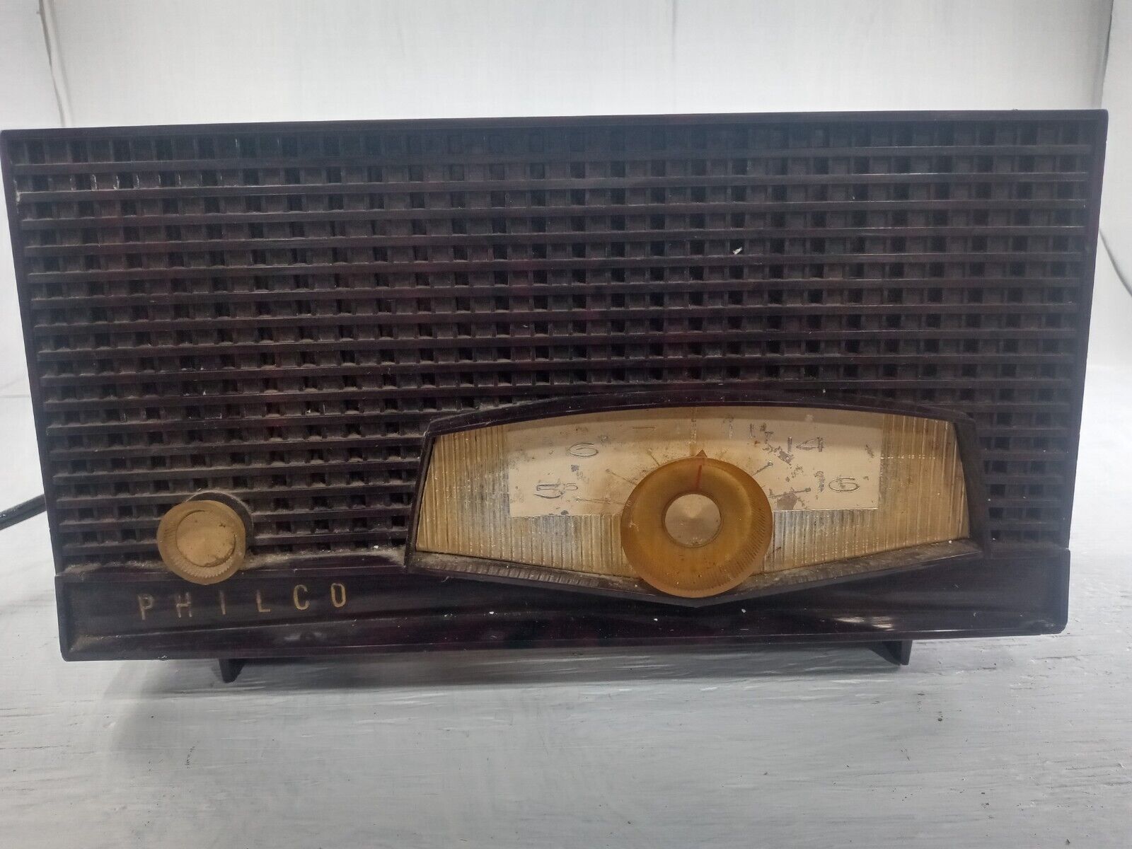 Vintage  Bakelite Tube Radio for Parts 