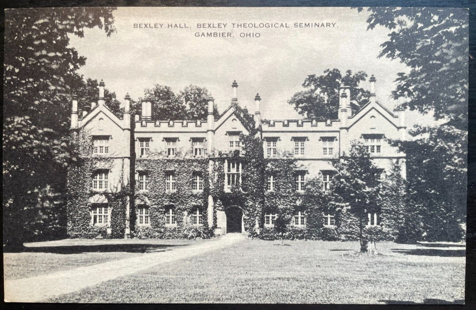 Vintage Postcard 1930\'s Bexley Hall, Theological Seminary, Gambier, Ohio (OH)