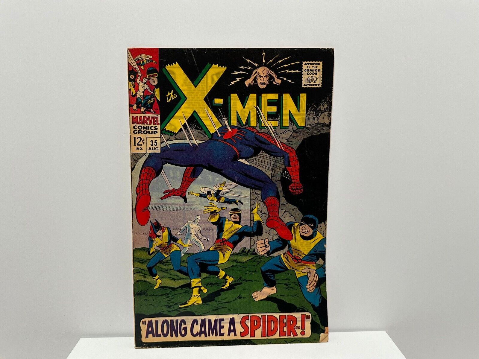X-Men #35 Along Came a Spider 1st App. of The Changeling Marvel Comics 1967