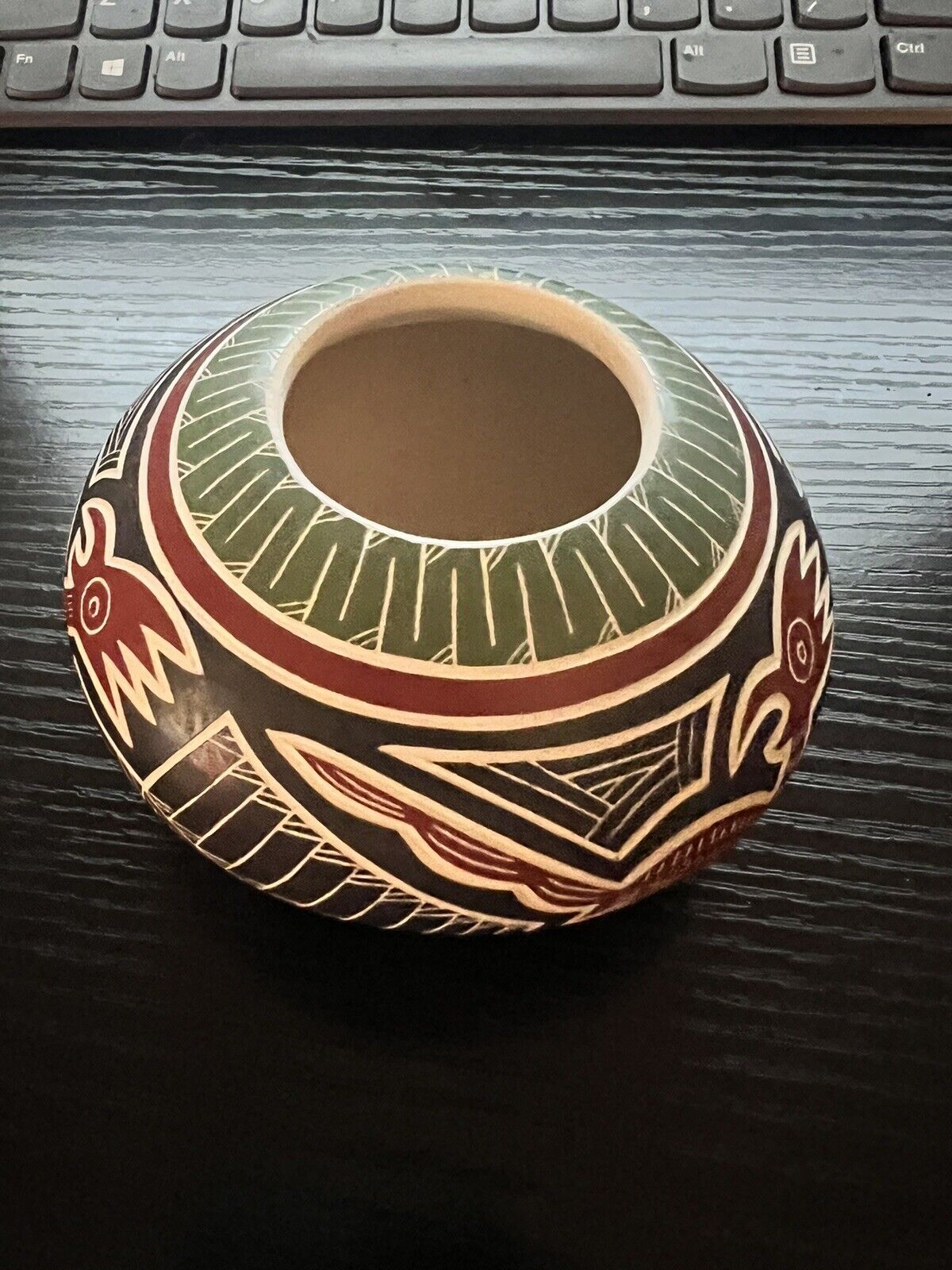 Mata Ortiz Pottery by Humberto Pina Handmade and Etched. 4\