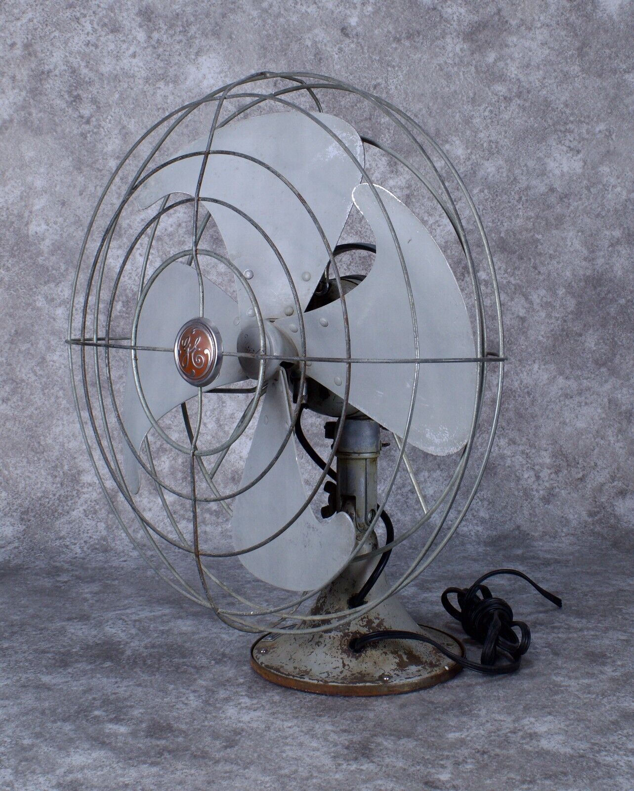 Vintage General Electric GE  Fan F11V163 NOT WORKING