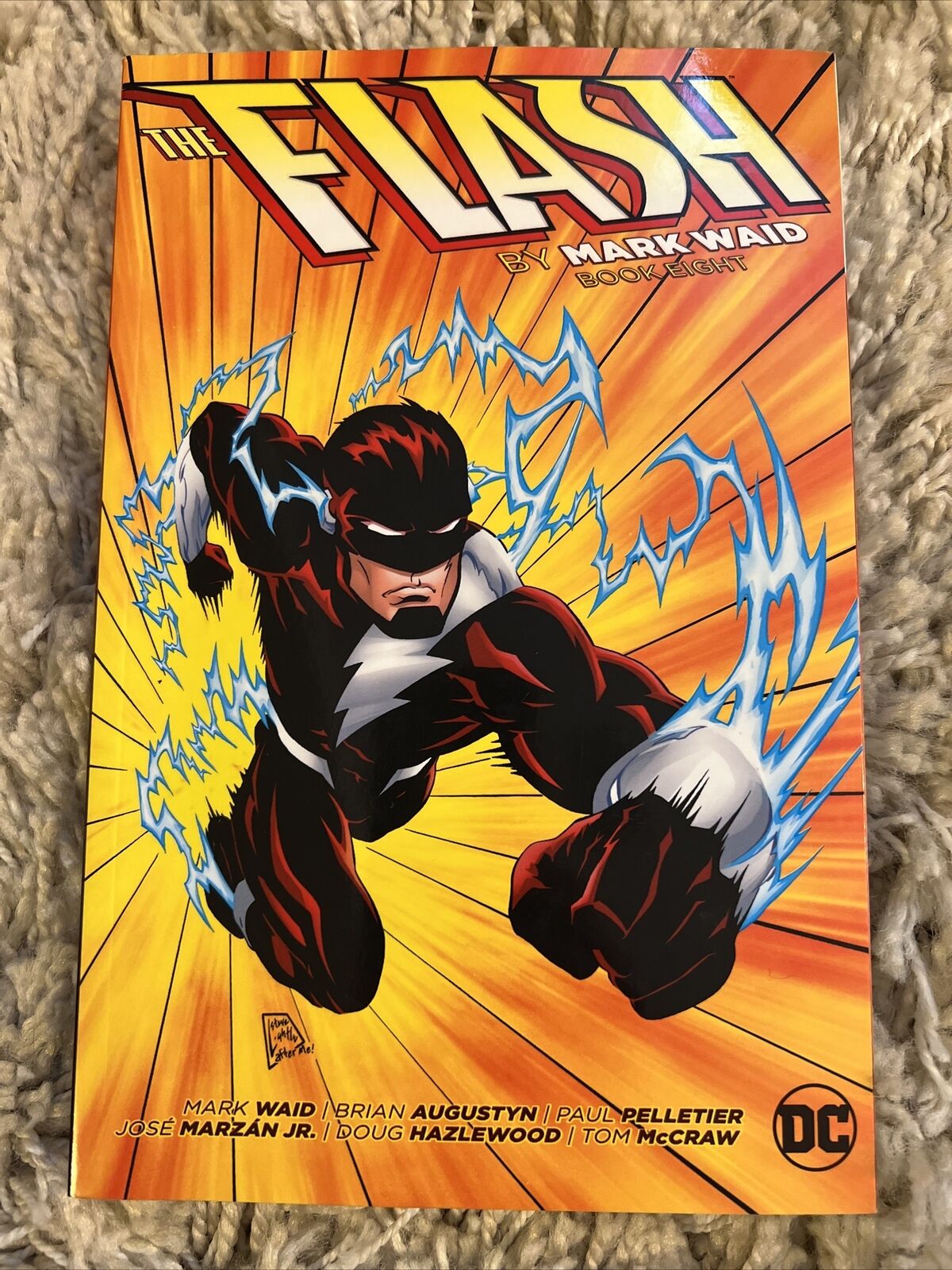 The Flash by Mark Waid Book Eight Paperback Mark Waid (NEW)